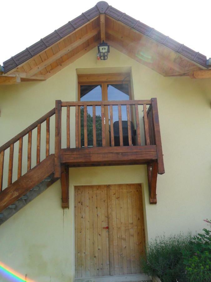 Aux Cadollines Bed & Breakfast Romenay Екстериор снимка